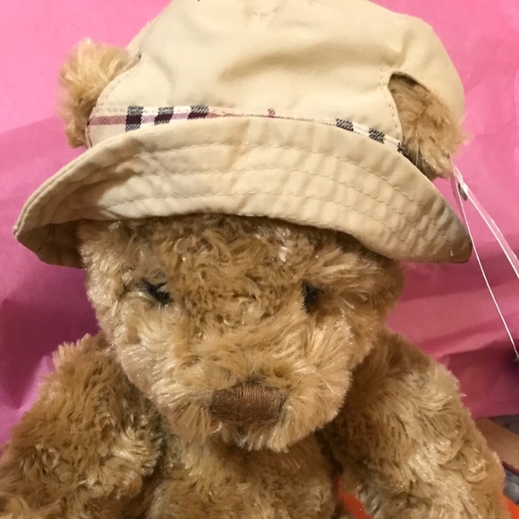 Two Burberry teddy bears year 2006 2009 - Picture 13 of 16